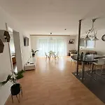 Private With Terrace And Parking Apartamento Dortmund