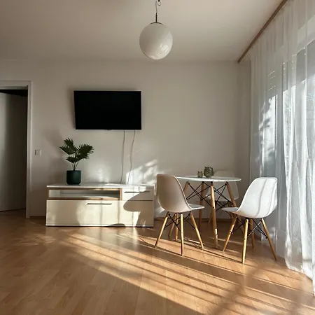 Apartment Westfalenpark With Terrace And Parking